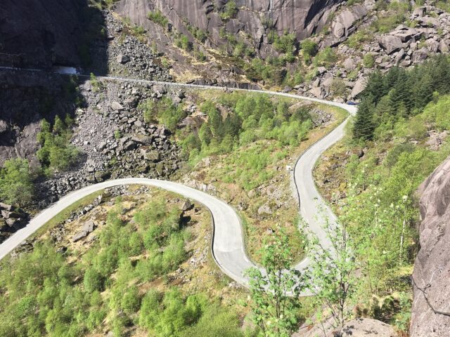 Road up from Jøssingfjord (Photo: CathrineJS, CC BY-SA 4.0, via Wikimedia Commons)