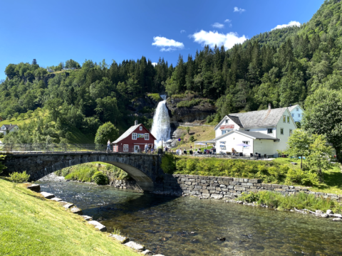 Steindalsfossen